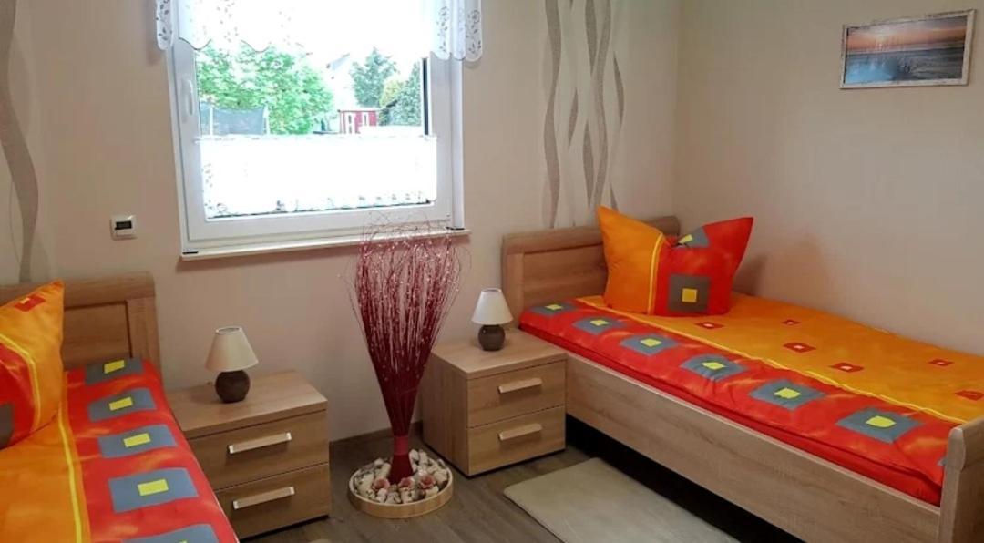 Ferienwohnung Ilsenhof Konigsbruck ภายนอก รูปภาพ
