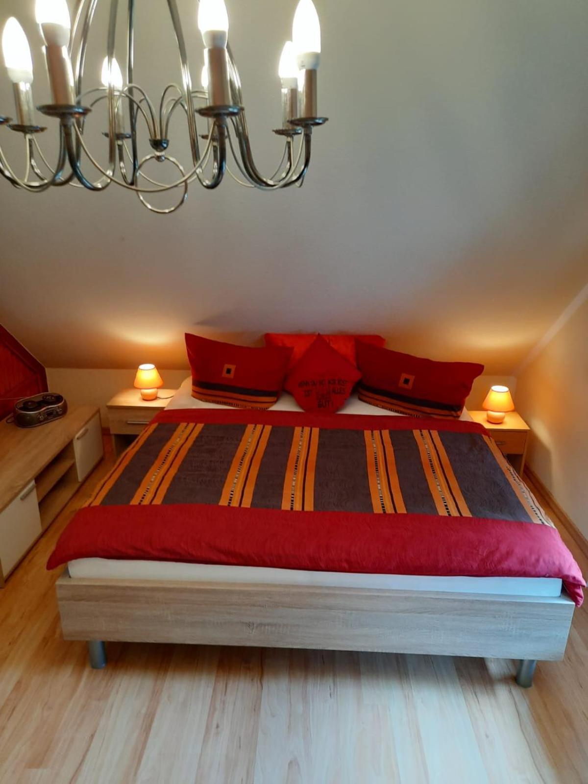 Ferienwohnung Ilsenhof Konigsbruck ภายนอก รูปภาพ